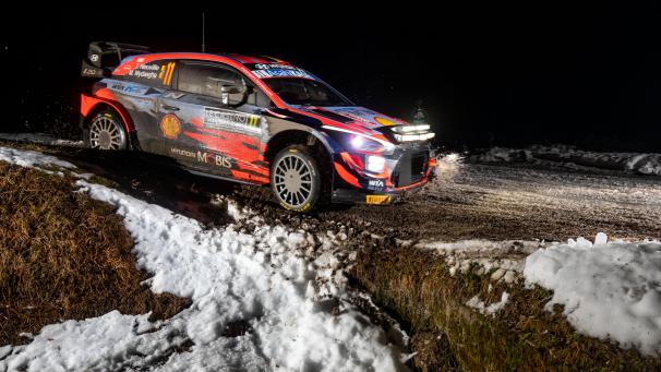 <p>Nach einem schwierigen Auftakt am Freitag kam Thierry Neuville immer besser in Fahrt.</p>