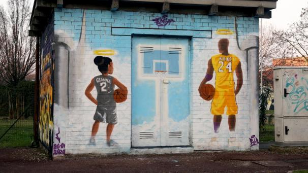 <p>Eine Zeichnung von Kobe Bryant und seiner Tochter Gianna.</p>