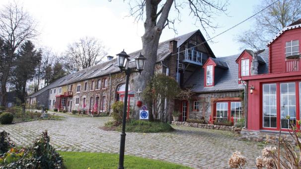 <p>Das „Château de Francorchamps“ soll vor seiner Neueröffnung unter dem früheren Namen „Crouly“ umfassend renoviert werden.</p>