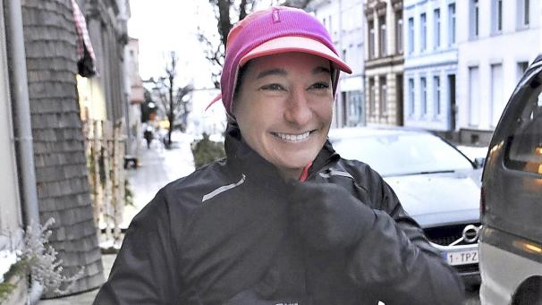 <p>Marie Leautey brach nach einer Nacht im Hotel Sleepwood in Eupen am Dienstagmorgen in Richtung Malmedy auf.</p>