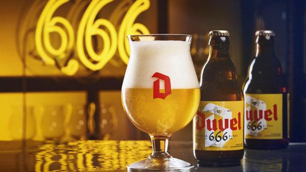 <p>Duvel-666-visual-neon-2</p>