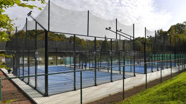 <p>Blick auf die Außenanlage des Eupener Tennis-Clubs im Ortsteil Hütte.</p>