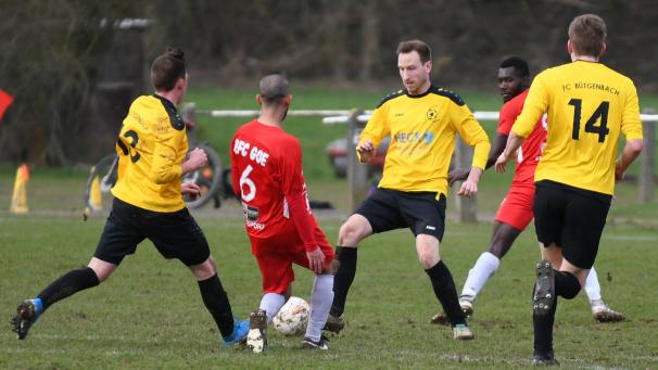 <p>Samuel Kessler (Mitte) blickt „mit einem lachenden und einem weinenden Auge“ auf seine Karriere zurück.</p>