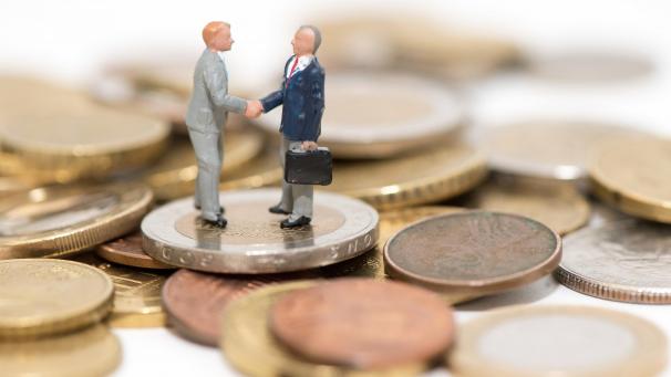 <p>Die Coronakrise sorgt bei manchen Unternehmen für finanzielle Engpässe. Kreditraten können daher gestundet werden. Aber Banken kommen ihrem Versprechen nicht immer nach, bei Zahlungaufschüben flexibel zu sein.</p>