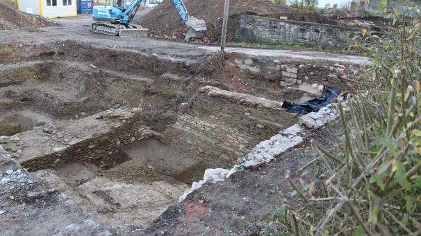 <p>d-20201124-GK1L1J 2020-11-24 19_33_19</p>