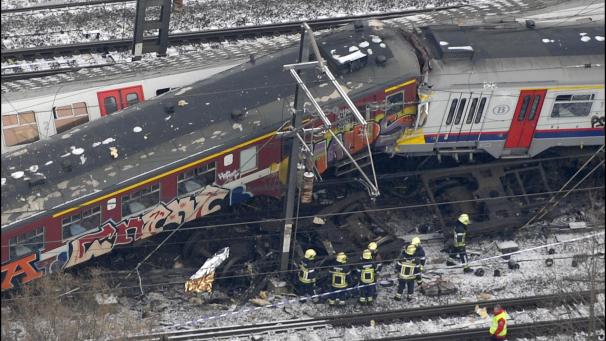 <p>Bei dem Zugunglück in Buizingen am 15. Februar 2010 kamen 19 Personen ums Leben.</p>