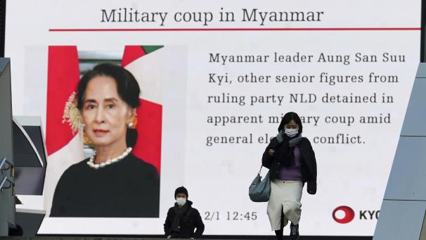<p>Myanmars festgesetzte faktische Regierungschefin Aung San Suu Kyi hat in einer Erklärung die Bevölkerung aufgefordert, den Militärputsch im Land nicht hinzunehmen.</p>