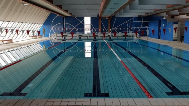 <p>Auf ins kühle Nass: Das Zentrum Worriken funktioniert im Hallenbad mit einem Einbahnsystem.</p>