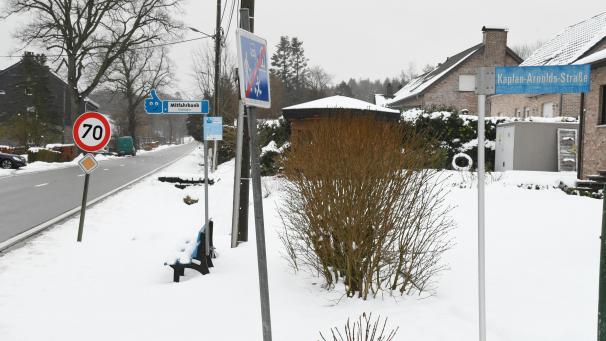 <p>Als Beispiel für die Zusammenarbeit von Stadt und Viertelkomitee wurde das Aufstellen einer Mitfahrbank an der Monschauer Straße genannt.</p>