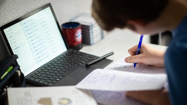 <p>In Luxemburg steht wieder Homeschooling an.</p>