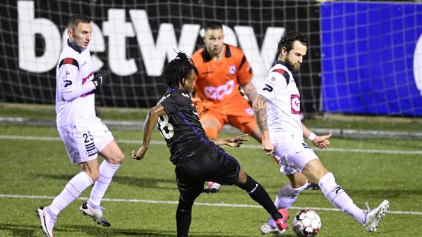 <p>Einstand nach Maß: Majeed Ashimeru braucht nur fünf Minuten, um sein erstes Tor für Anderlecht zu erzielen.</p>