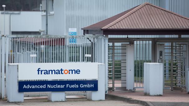 <p>Blick auf ein Zugangstor vom Werk der Advanced Nuclear Fuels GmbH (ANF) in Lingen. Das Werk der Framatome-Tochter fertigt Brennelemente für Druckwasser- und Siedewasserreaktoren von Atomkraftwerken.</p>