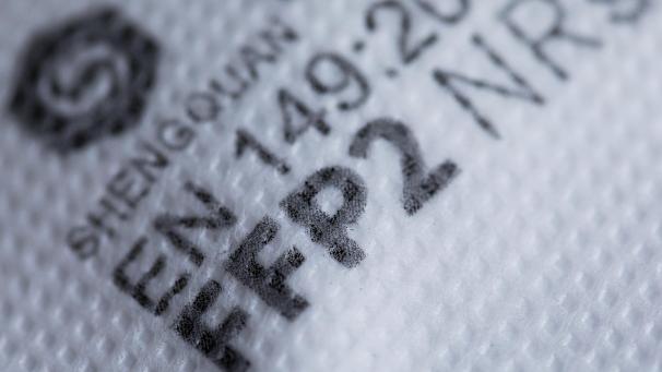 <p>Eine FF2-Maske mit CE-Zertifizierung</p>