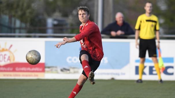 <p>Billy Reuter kehrt zu seinem Jugendverein zurück.</p>