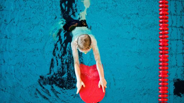 <p>Worriken bietet Schwimmkurse für Kinder an.</p>