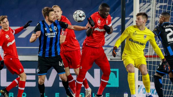 <p>Ex-AS-Torwart Ortwin De Wolf sah bei zwei von drei Gegentoren nicht gut aus.</p>