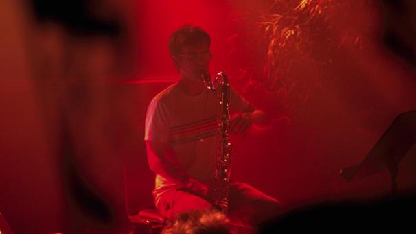 <p>Der belgische Musiker Ben Bertrand (hier beim „Meakusma Festival“) findet ebenfalls Erwähnung in der WDR-Rundfunksendung am Samstag. Foto: Meakusma</p>