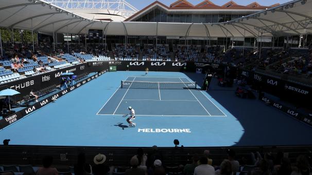 <p>Zuschauer bei den Australian Open - in den nächsten fünf Tagen müssen Fans vor dem Fernseher mitfiebern.</p>