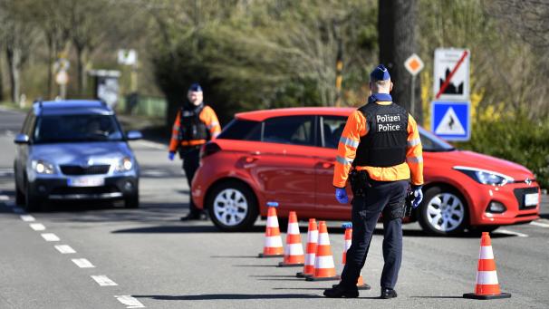 <p>An den Grenzen werden ab Samstag wieder verstärt Kontrollen durchgeführt.</p>