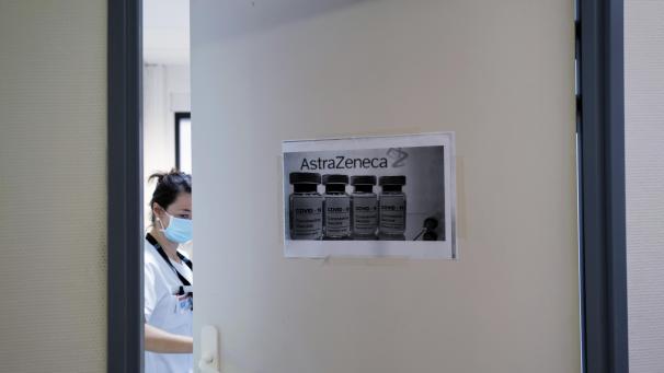 <p>Der Impfstoff namens ChAdOx1 nCoV-19 wird seit Wochen in Großbritannien bei Erwachsenen eingesetzt.</p>