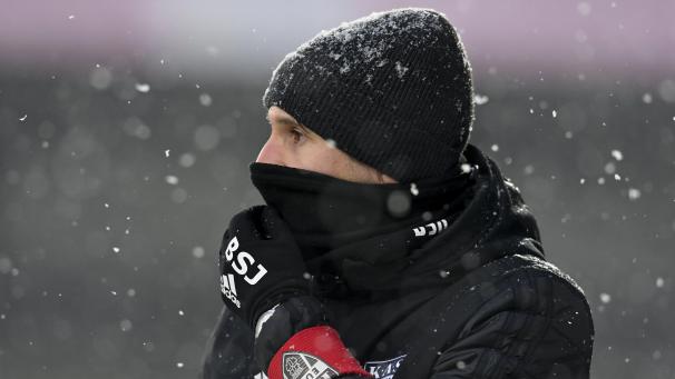 <p>Die Wut über die kurzfristige Spielabsage am Samstag ist bei Benat San José noch nicht verflogen.</p>