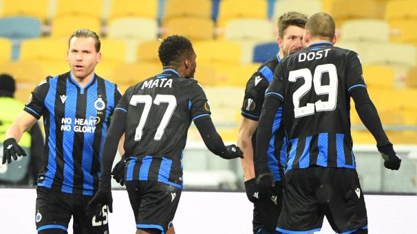 <p>Dank Brandon Mechele (Mitte) kann Brügge vom Achtelfinale träumen.</p>