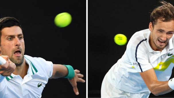 <p>Novak Djokovic (links) gegen Daniil Medwedew</p>