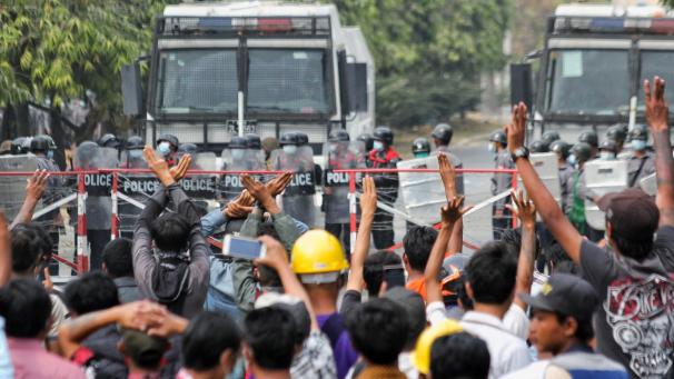 <p>Seit bald drei Wochen dauern die Proteste in Myanmar an.</p>