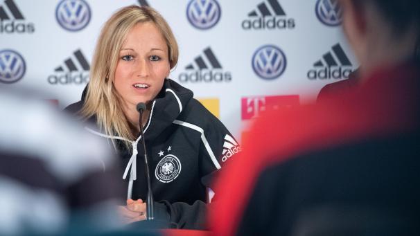 <p>Die Ketteniserin Kathy Hendrich trifft in Aachen mit den DFB-Frauen auf die Red Flames.</p>