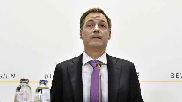 <p>Premierminister Alexander De Croo während einer Pressekonferenz am Dienstag</p>