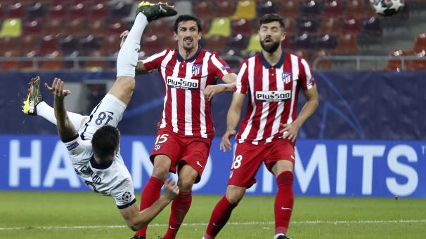 <p>Mit diesem Fallrückzieher erzielte Olivier Giroud das 0:1 für Chelsea.</p>