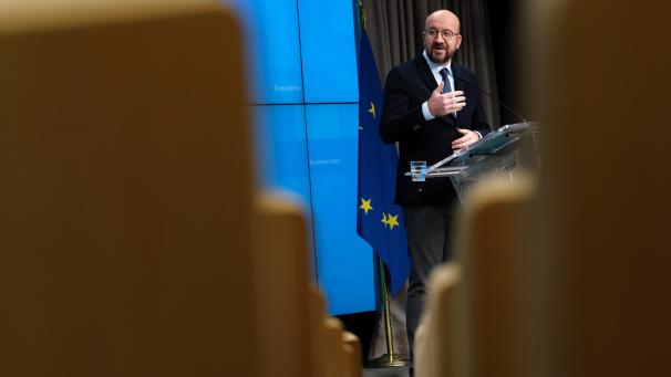 <p>Charles Michel, Präsident des Europäischen Rates, spricht während einer Pressekonferenz nach dem online EU-Sondergipfel der Staats- und Regierungschefs zur Corona-Pandemie.</p>
