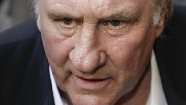 <p>Der französische Schauspieler Gérard Depardieu wird beschuldigt, eine Frau vergewaltigt zu haben.</p>