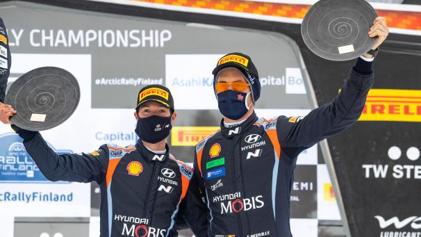 <p>Zum zweiten Mal in Folge sprang Platz drei für das Duo Neuville-Wydaeghe heraus.</p>