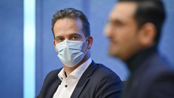 <p>Ministerpräsident Oliver Paasch: „Nur Vorteile, keinerlei Nachteile“</p>