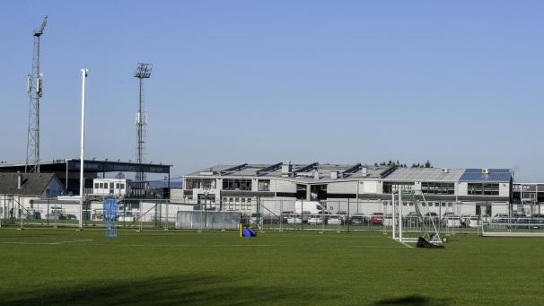 <p>201124_DHA7751</p>