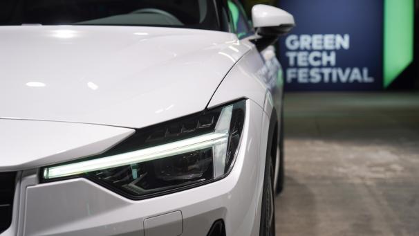 <p>Der schwedische Hersteller Polestar präsentiert ein Fahrzeug in Malmedy.</p>