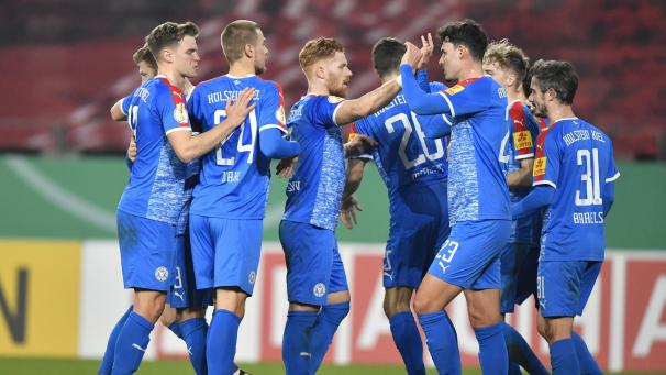 <p>Holstein Kiel schaffte am Mittwoch den historischen Einzug ins Pokalhalbfinale.</p>
