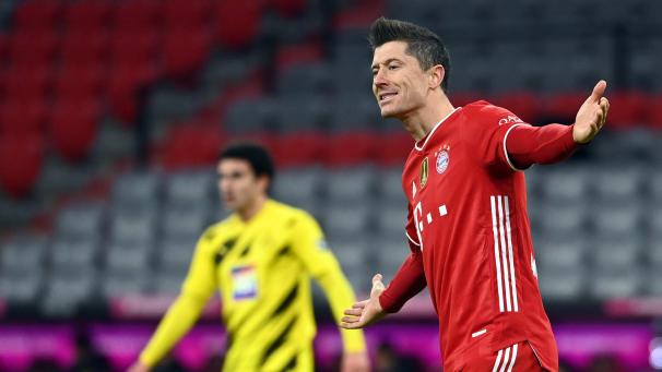 <p>Robert Lewandowski hat das Wettballern der Supertorjäger gewonnen und den FC Bayern München an der Tabellenspitze der Fußball-Bundesliga gehalten.</p>