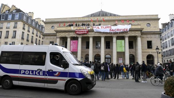 <p>Ein Blick auf das Staatstheater Odéon</p>
