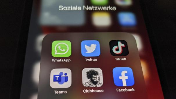 <p>In einer Resolution schlägt die MR-Fraktion im Senat den Teilstaaten und der Föderalregierung deshalb 18 Maßnahmen vor, um Cybermobbing zu bekämpfen.</p>