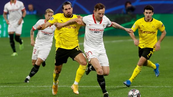 <p>Nur fünf Mannschaften flogen nach einem Auswärtssieg im Hinspiel noch in der Königsklasse raus. Dortmund (Emre Can, l.) will nicht die sechste sein.</p>