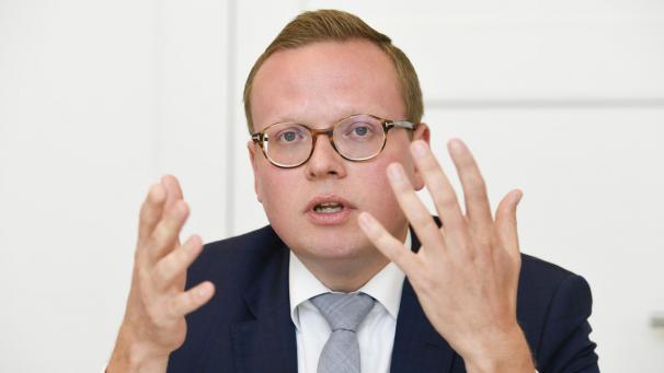<p>Noch ein Jahr bleibt Alexander Miesen (Bild) Gemeinschaftssenator. Dann nimmt PDG-Fraktionskollege Gregor Freches seine Stelle ein.</p>