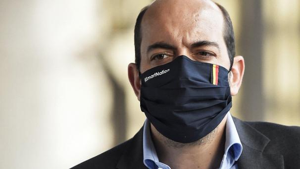 <p>Mathieu Michel will auf keinen Fall zulassen, dass Bürger profiliert werden.</p>