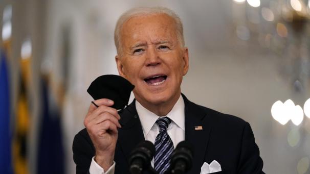 <p>Joe Biden, Präsident der USA, spricht über die Corona-Pandemie während einer Fernsehansprache im East Room des Weißen Hauses.</p>