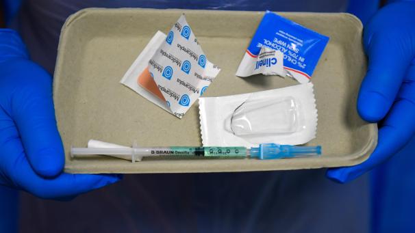 <p>Großbritannien hat 60 Millionen Dosen des Impfstoffs Novavax bestellt.</p>