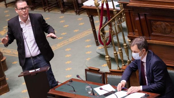 <p>Raoul Hedebouw (l.) aus Lüttich ist die Gallionsfigur der linksextremen PTB-PVDA in Belgien.</p>