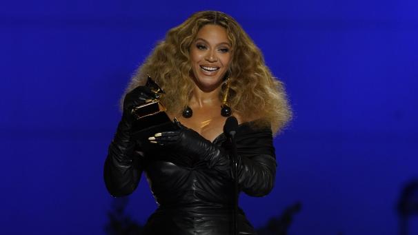<p>Die US-Sängerin Beyoncé hat bei der Grammy-Verleihung ihre 28. Auszeichnung eingesammelt und damit einen Rekord aufgestellt.</p>
