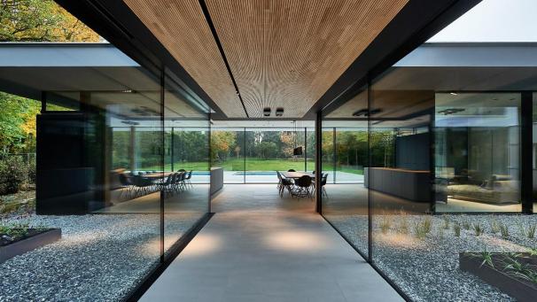 <p>Das rahmenlose Design-Schiebesystem ist besonders im Luxus-Wohnbereich beliebt.</p>