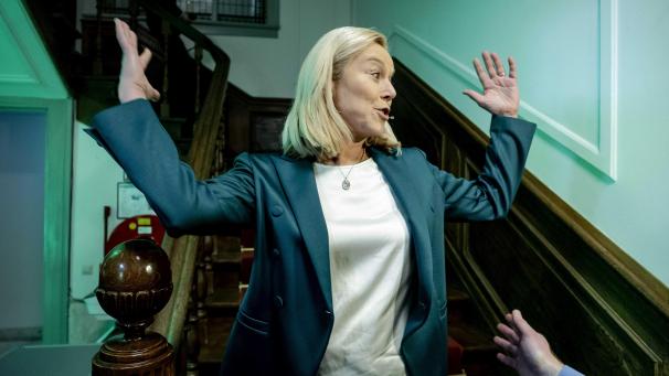 <p>Gehört zu den Wahlgewinnern: Sigrid Kaag (59). Die Außenhandelsministerin arbeitete viele Jahre für die Vereinten Nationen und spricht sechs Sprachen. Sie gilt als ein neuer Star der niederländischen Politik.</p>